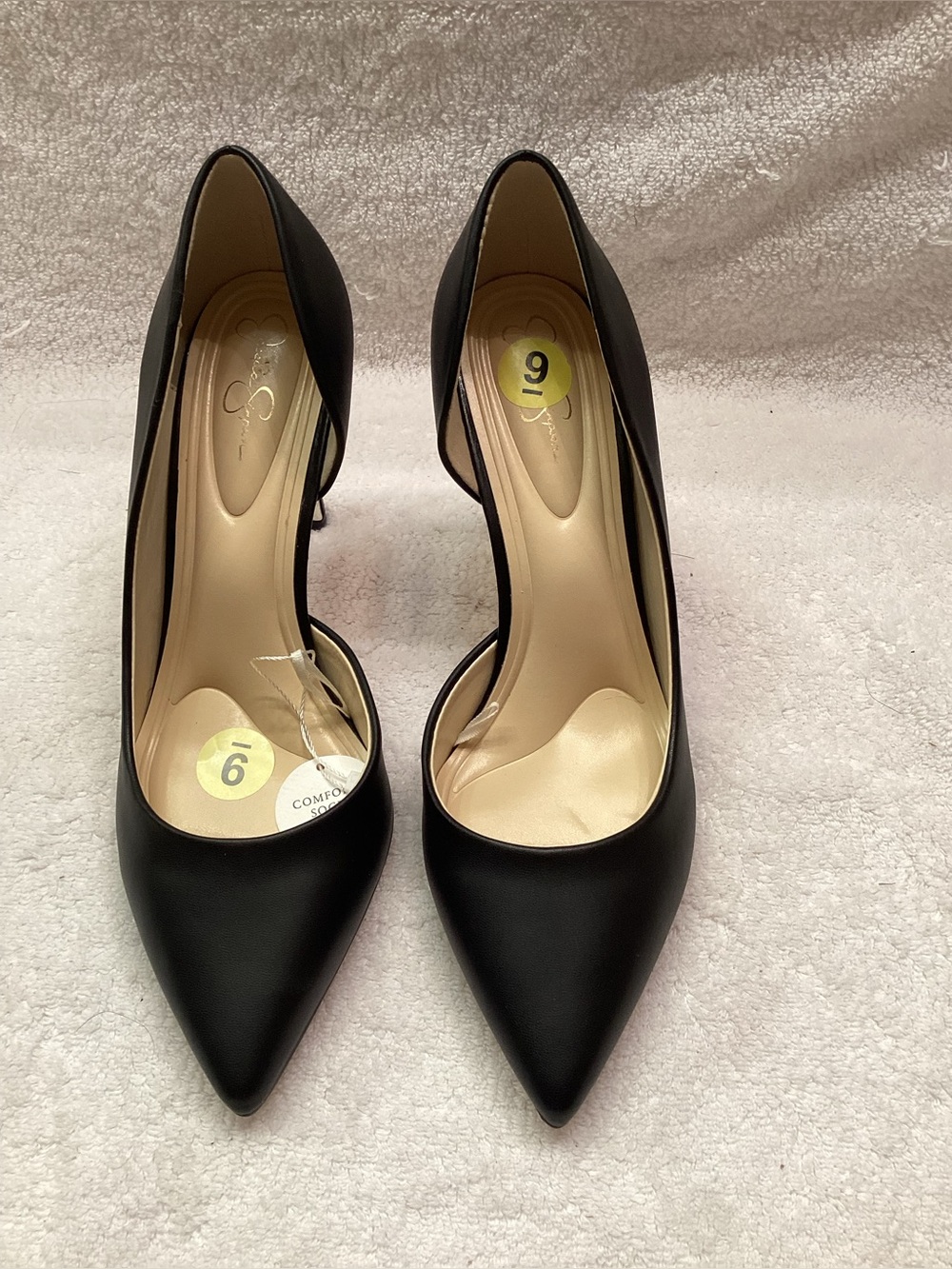 Jessica Simpson Classic Black Pointed-Toe Women's Pumps - size 9 NEW